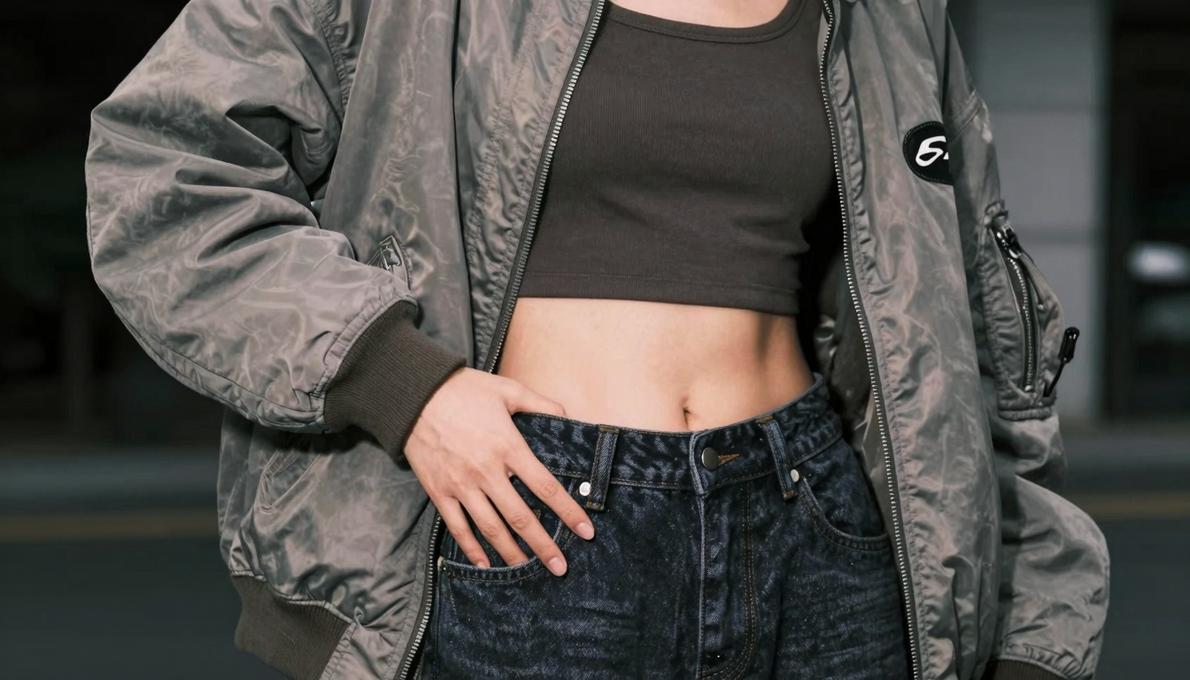 The Comeback You Crave: Why Y2K Fashion Has Us All Hot and Bothered Again